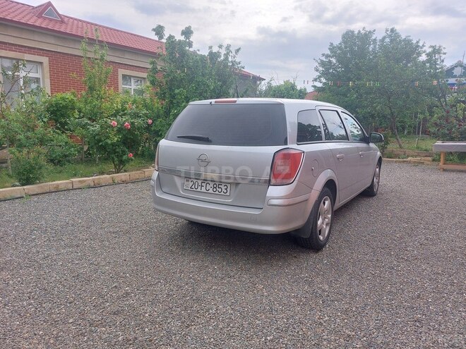 Opel Astra 2009, 183,000 km - 1.4 l - Gəncə