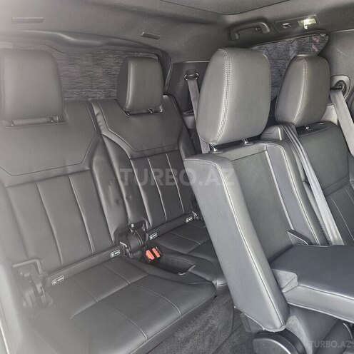 Land Rover Discovery 2019, 93,000 km - 3.0 л - Bakı