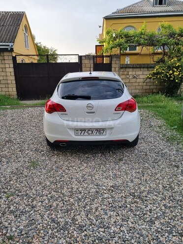 Opel Astra 2012, 219,058 km - 1.4 l - Xudat