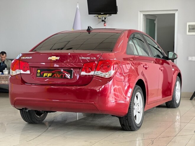 Chevrolet Cruze 2010, 33,000 km - 1.8 л - Bakı