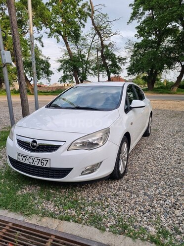 Opel Astra 2012, 219,058 km - 1.4 l - Xudat