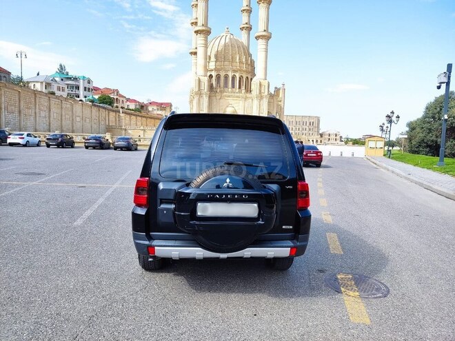 Mitsubishi Pajero 2007, 237,000 km - 3.0 л - Bakı