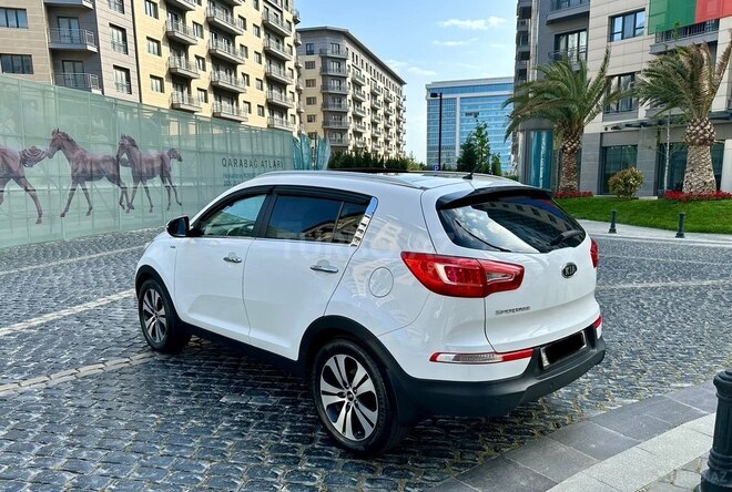 Kia Sportage 2011, 180,000 km - 2.4 l - Bakı