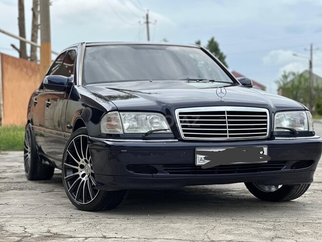 Mercedes C 240 1998, 472,993 km - 2.4 l - Beyləqan