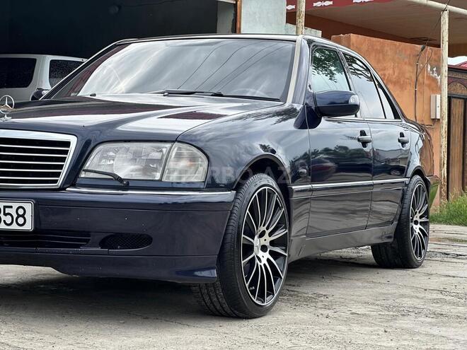 Mercedes C 240 1998, 472,993 km - 2.4 l - Beyləqan