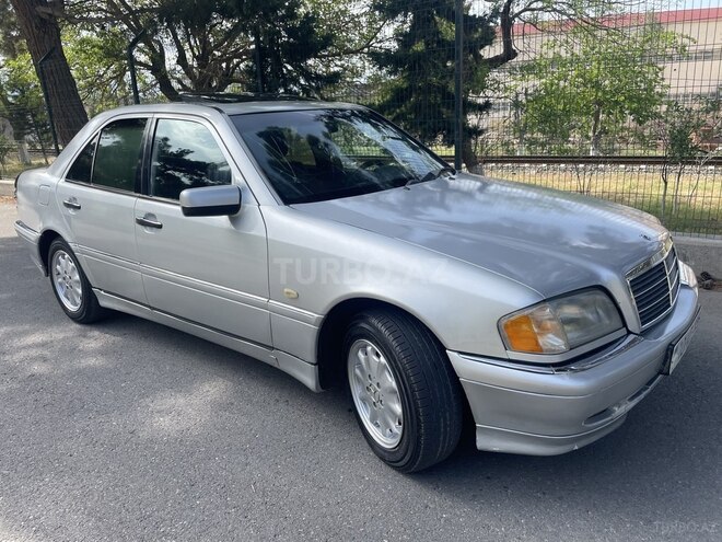 Mercedes C 280 1997, 261,600 km - 2.8 l - Bakı