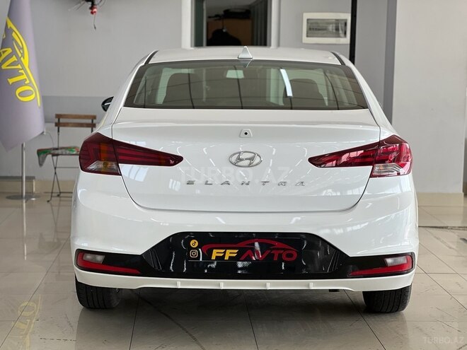 Hyundai Elantra 2020, 58,000 km - 2.0 l - Bakı