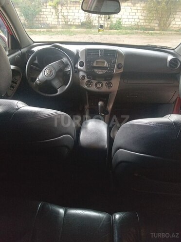 Toyota RAV4 2008, 221,275 km - 2.4 l - Qusar