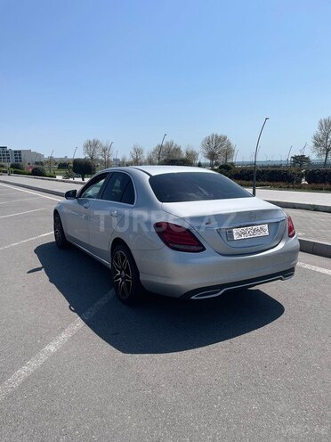 Mercedes C 220 d 4MATIC 2016, 136,000 km - 2.2 l - Bakı