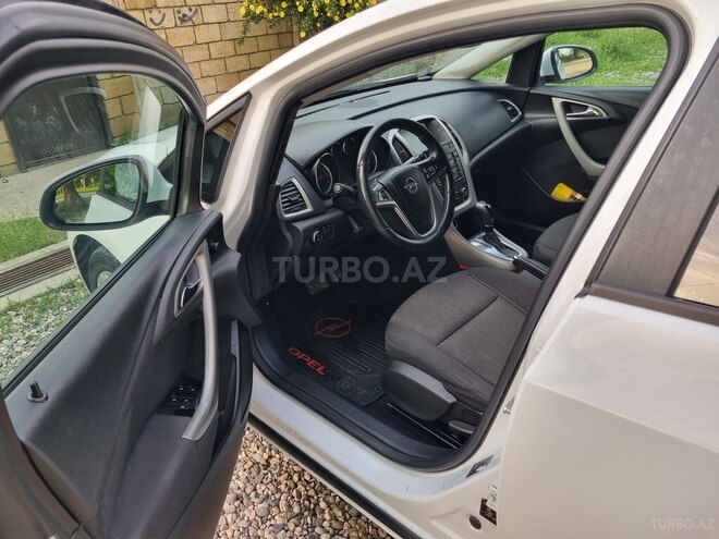 Opel Astra 2012, 219,058 km - 1.4 l - Xudat