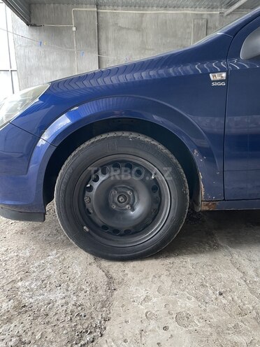 Opel Astra 2006, 260,000 km - 1.4 l - Gəncə