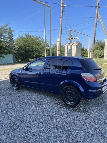 Opel Astra 2006, 260,000 km - 1.4 l - Gəncə