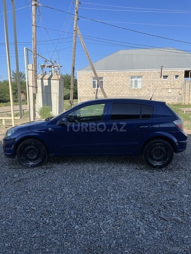 Opel Astra 2006, 260,000 km - 1.4 l - Gəncə