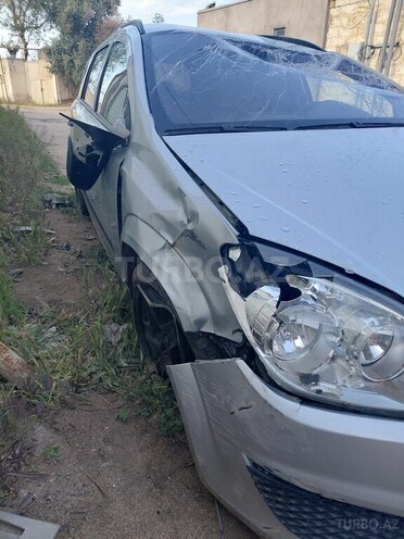 Opel Astra 2007, 236,000 km - 1.4 l - Bakı