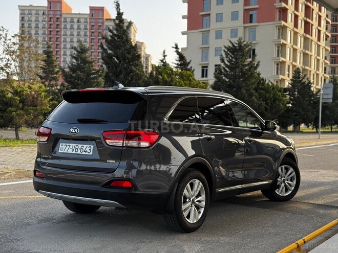 Kia Sorento-3