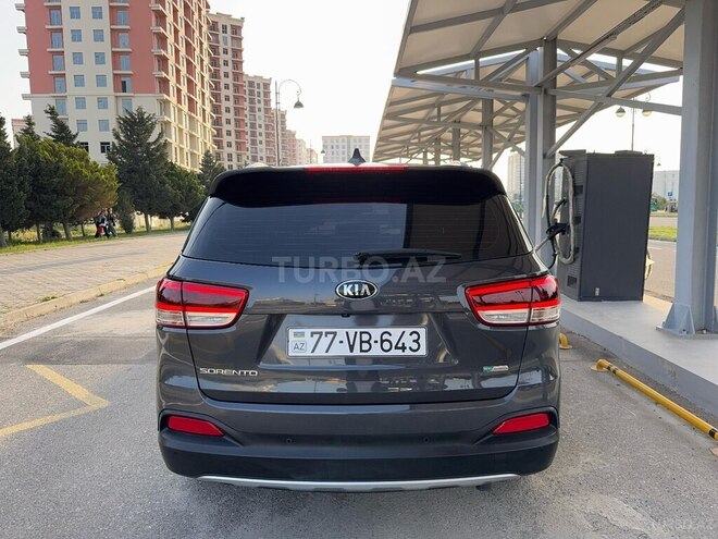 Kia Sorento-7