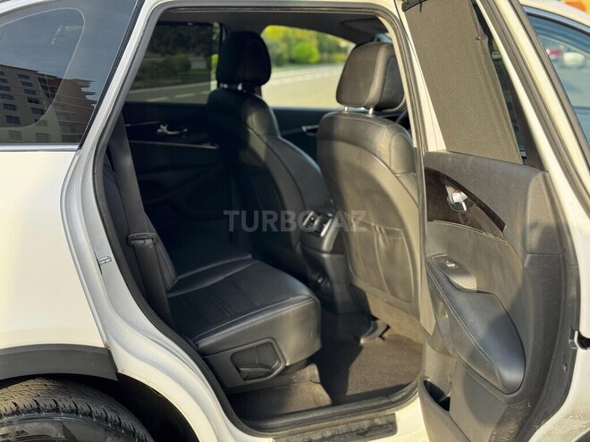 Kia Sorento-14