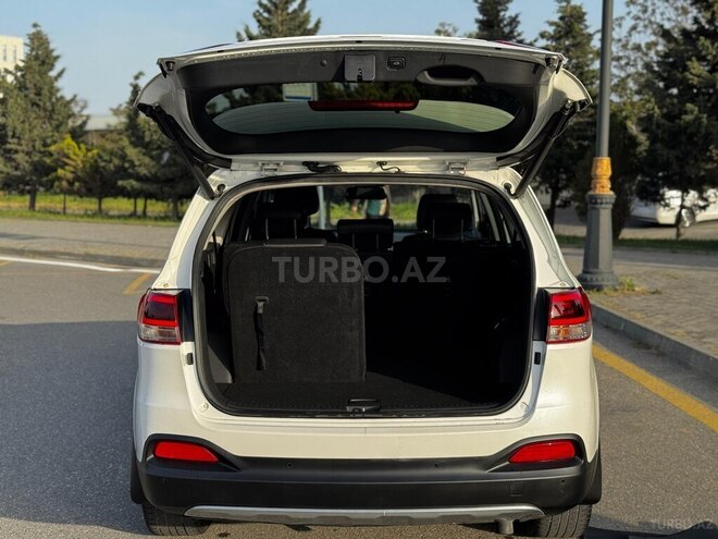 Kia Sorento-11