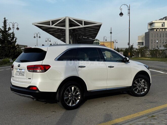 Kia Sorento-4