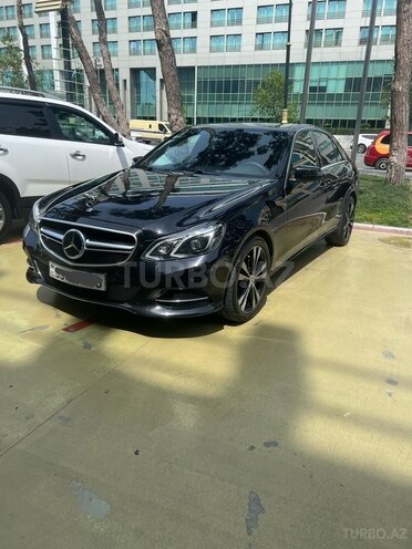 Mercedes E 220 2015, 266,000 km - 2.2 l - Bakı