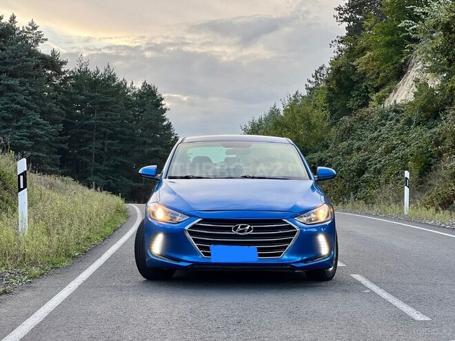 Hyundai Elantra 2018, 131,966 km - 2.0 l - Bakı