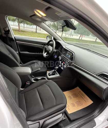 Hyundai Elantra 2019, 168,474 km - 2.0 l - Bakı