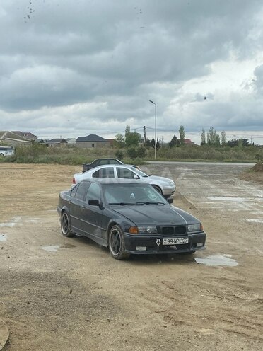 BMW 318 1993, 250,000 km - 1.8 l - Bakı