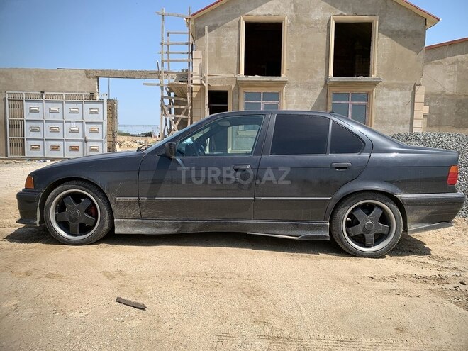 BMW 318 1993, 250,000 km - 1.8 l - Bakı