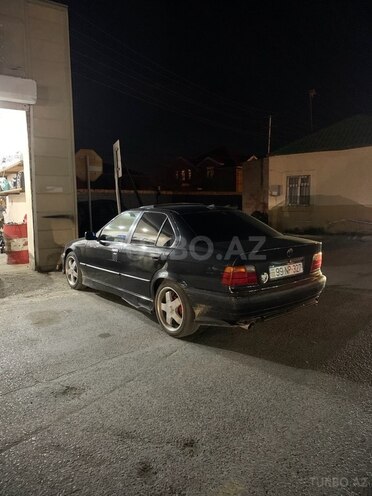 BMW 318 1993, 250,000 km - 1.8 l - Bakı