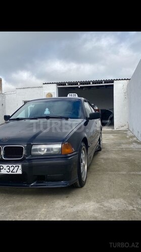 BMW 318 1993, 250,000 km - 1.8 l - Bakı