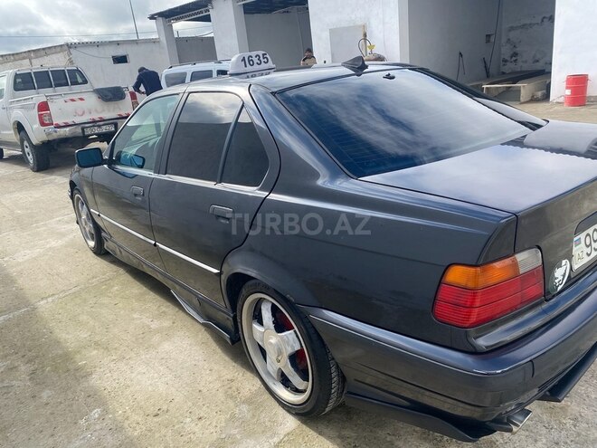 BMW 318 1993, 250,000 km - 1.8 l - Bakı