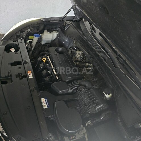Hyundai Santa Fe 2014, 251,000 km - 2.4 л - Quba