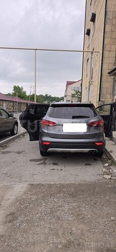 Hyundai Santa Fe 2014, 251,000 km - 2.4 л - Quba