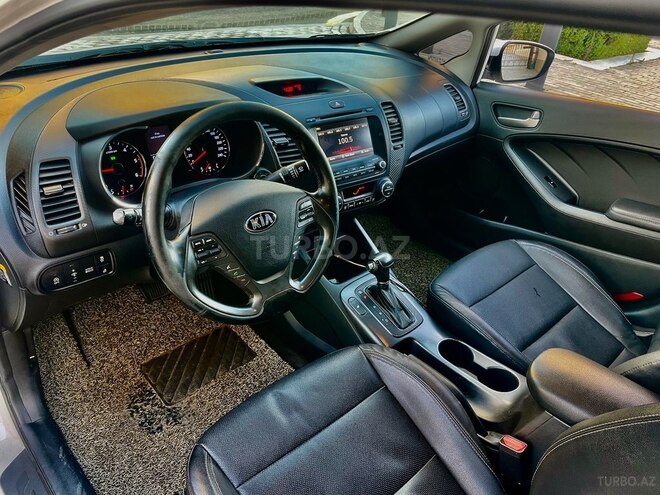 Kia K3 2015, 208,000 km - 1.6 l - Bakı