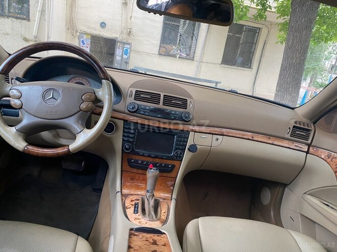 Mercedes E 350 2007, 270,000 km - 3.5 l - Bakı