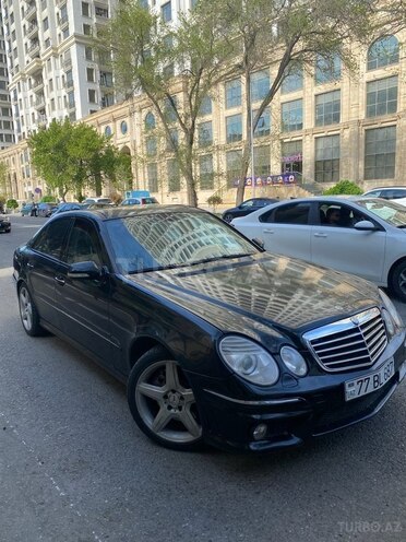Mercedes E 350 2007, 270,000 km - 3.5 l - Bakı