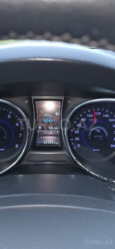 Hyundai Santa Fe 2014, 251,000 km - 2.4 л - Quba