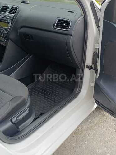 Volkswagen Polo 2009, 217,174 km - 1.4 л - Bakı