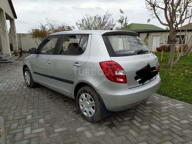 Skoda Fabia 2012, 218,000 km - 1.6 l - Bakı