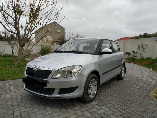 Skoda Fabia 2012, 218,000 km - 1.6 l - Bakı