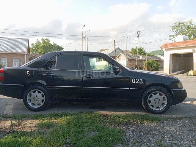 Mercedes C 220 1996, 390,000 km - 2.2 l - Bakı