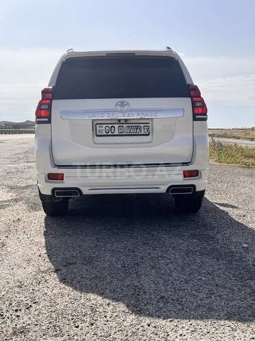 Toyota Land Cruiser Prado-14