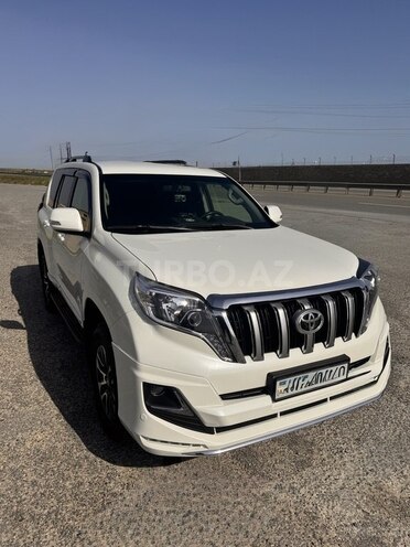 Toyota Land Cruiser Prado-6