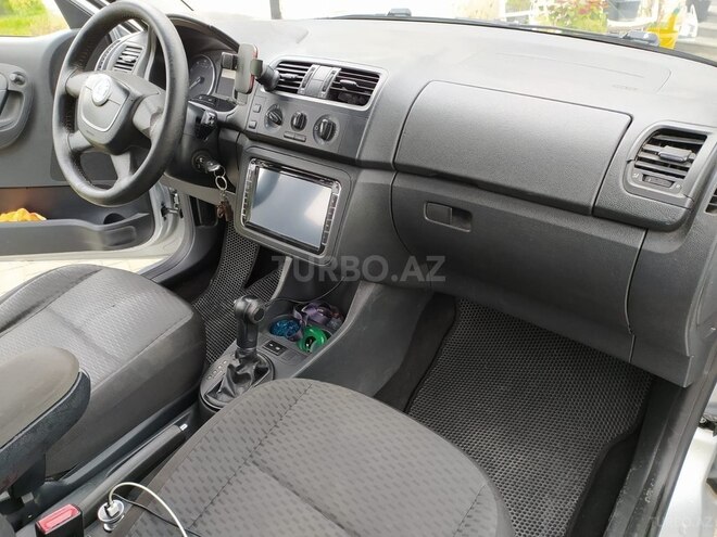 Skoda Fabia 2013, 218,000 km - 1.6 l - Bakı