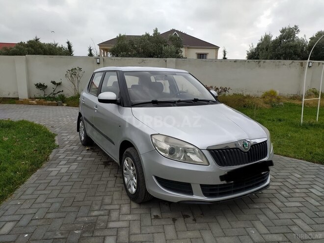 Skoda Fabia 2013, 218,000 km - 1.6 l - Bakı