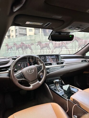 Lexus ES 300h 2020, 120,000 km - 2.5 l - Bakı