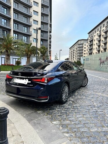 Lexus ES 300h 2020, 120,000 km - 2.5 l - Bakı