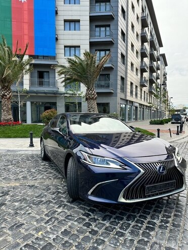 Lexus ES 300h 2020, 120,000 km - 2.5 l - Bakı