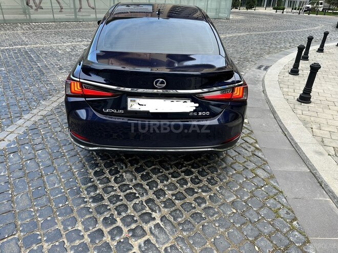 Lexus ES 300h 2020, 120,000 km - 2.5 l - Bakı