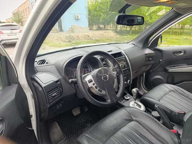 Nissan X-Trail 2011, 296,000 km - 2.5 л - Bakı